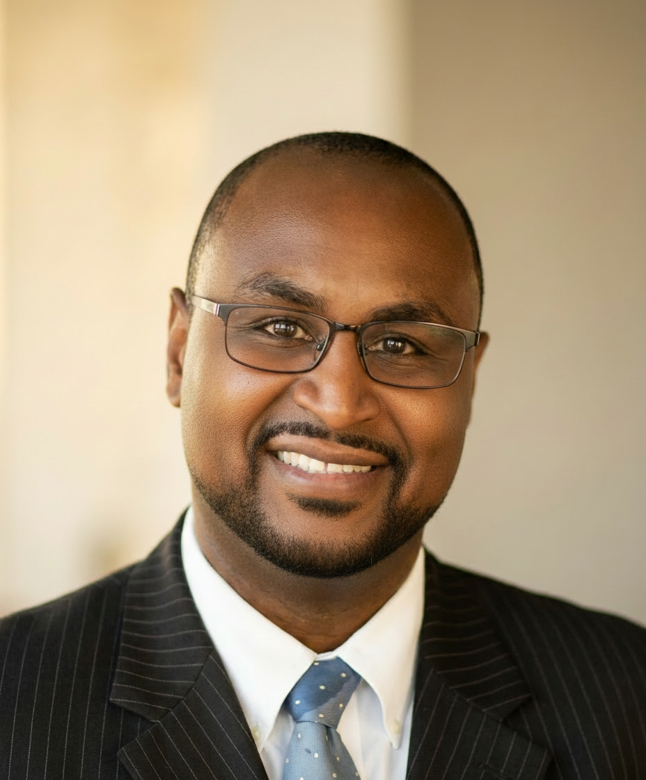Portrait of Dr. Ray Marbury, Founder, Voyage & Vibe Travel · Professor · AI & Data Governance Leader